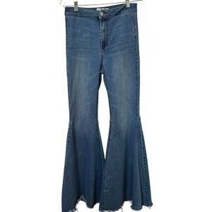 We The Free Women’s Jeans Sz 27( US 4)Fair Leg High Rise Light Wash